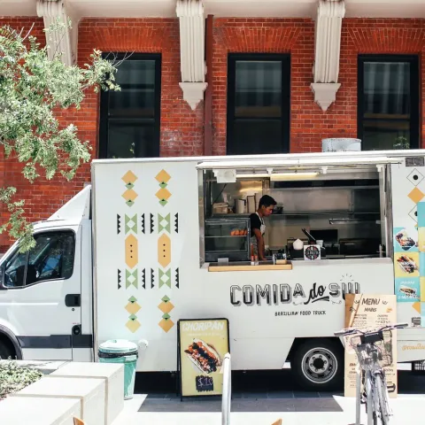 Food truck operating on a city street